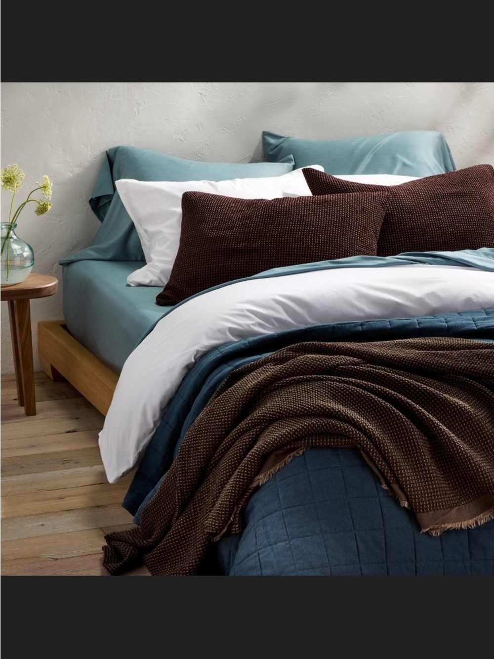NWT, Casaluna, King, Heavyweight Linen Blend Quilt, Dark Mineral Blue - Picture 2 of 7
